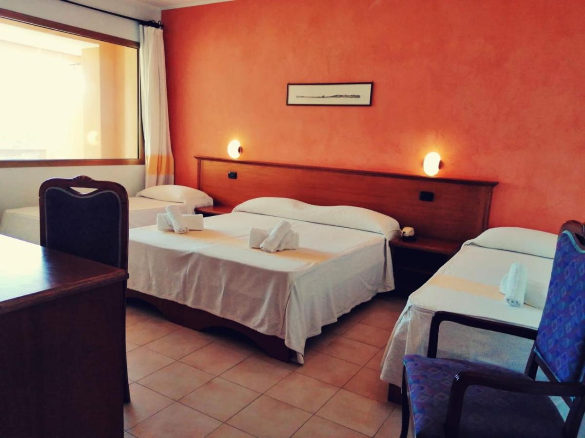 Malaspina Hotel & Resort บอซา ภายนอก รูปภาพ