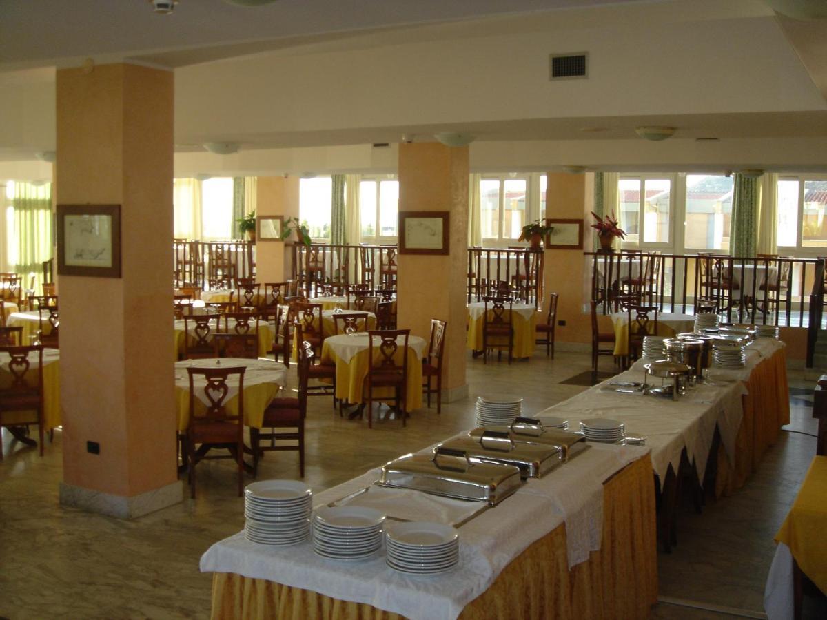 Malaspina Hotel & Resort บอซา ภายนอก รูปภาพ